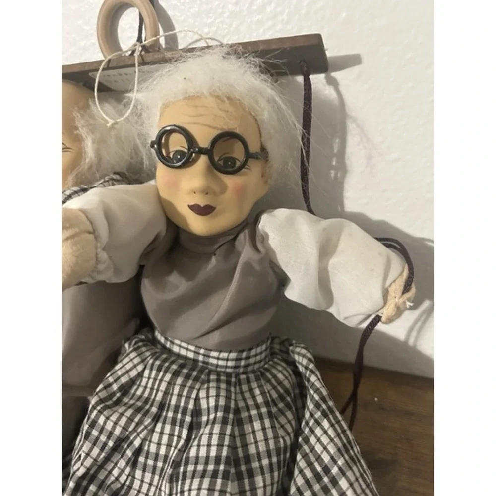 RARE Handmade Dolls Couple Holding Hands In Hanging Swing Vintage‎